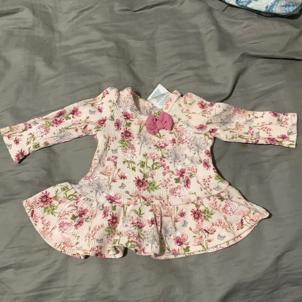 Small floral baby top